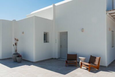 arotron_suites_santorini_grand_suite_private_heated_jacuzzi (1) Optimized